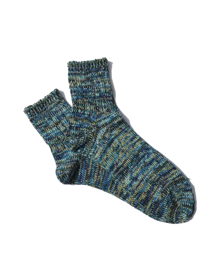 Anonymous Ism 5 Color Mix Q- Seasonal|Made By Solar Power